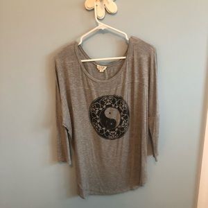 Graphic tee